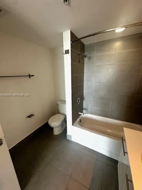 92 SW 3rd St #1107 Miami, FL 33130