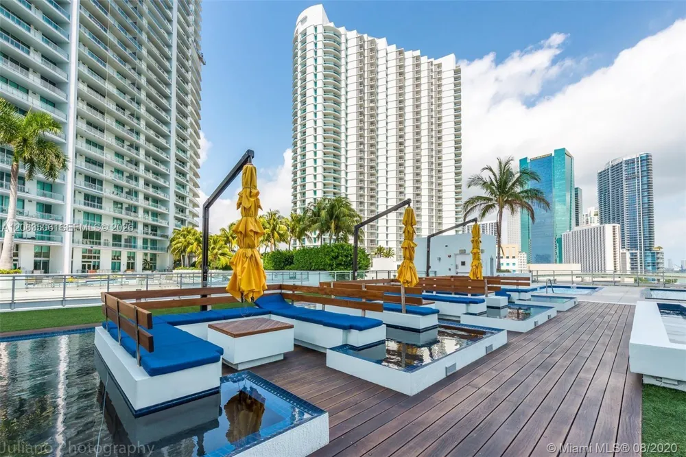 92 SW 3rd St #1107 Miami, FL 33130