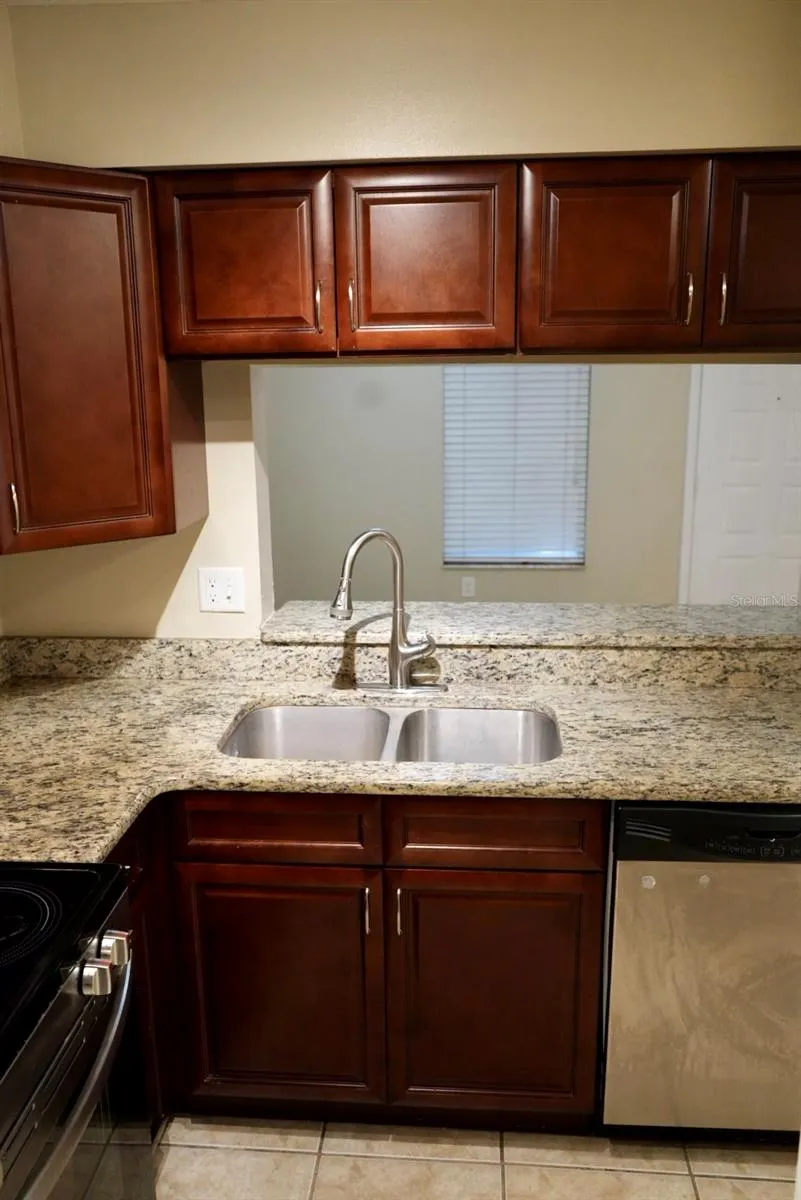 2006 NORTHLAKE DRIVE #2006 Sanford, FL 32773