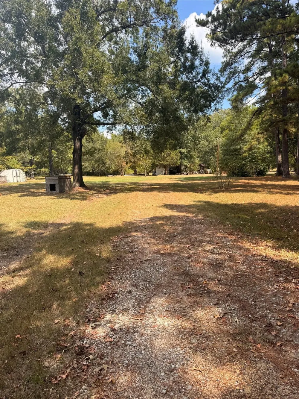 2300 County Road 2134 Cleveland, TX 77327