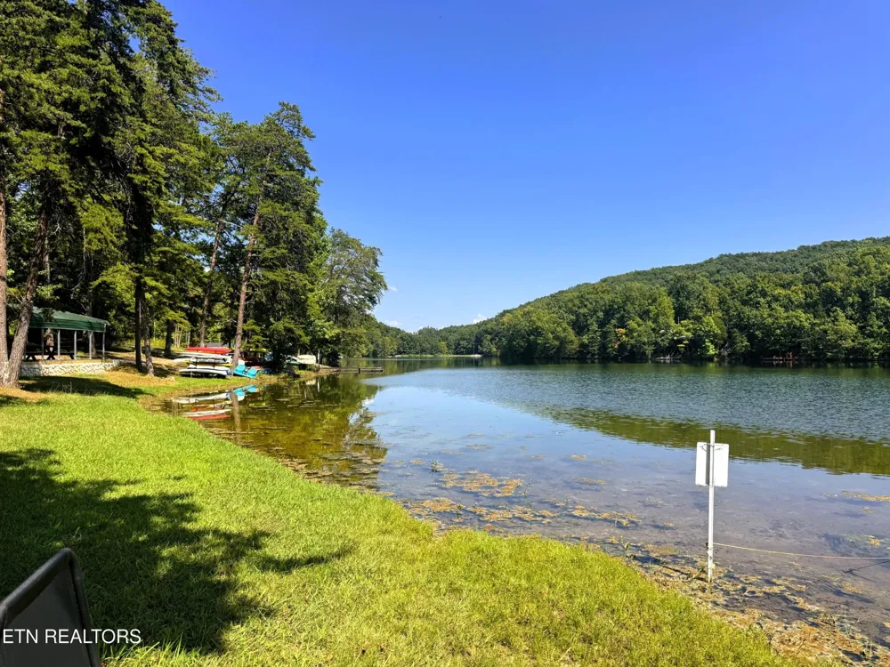 661 Laurel Lake Circle Madisonville, TN 37354