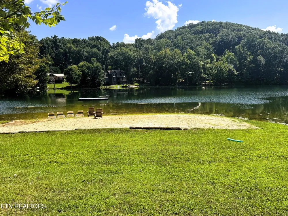 661 Laurel Lake Circle Madisonville, TN 37354