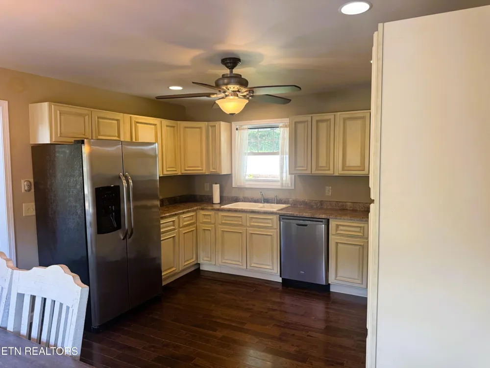 661 Laurel Lake Circle Madisonville, TN 37354