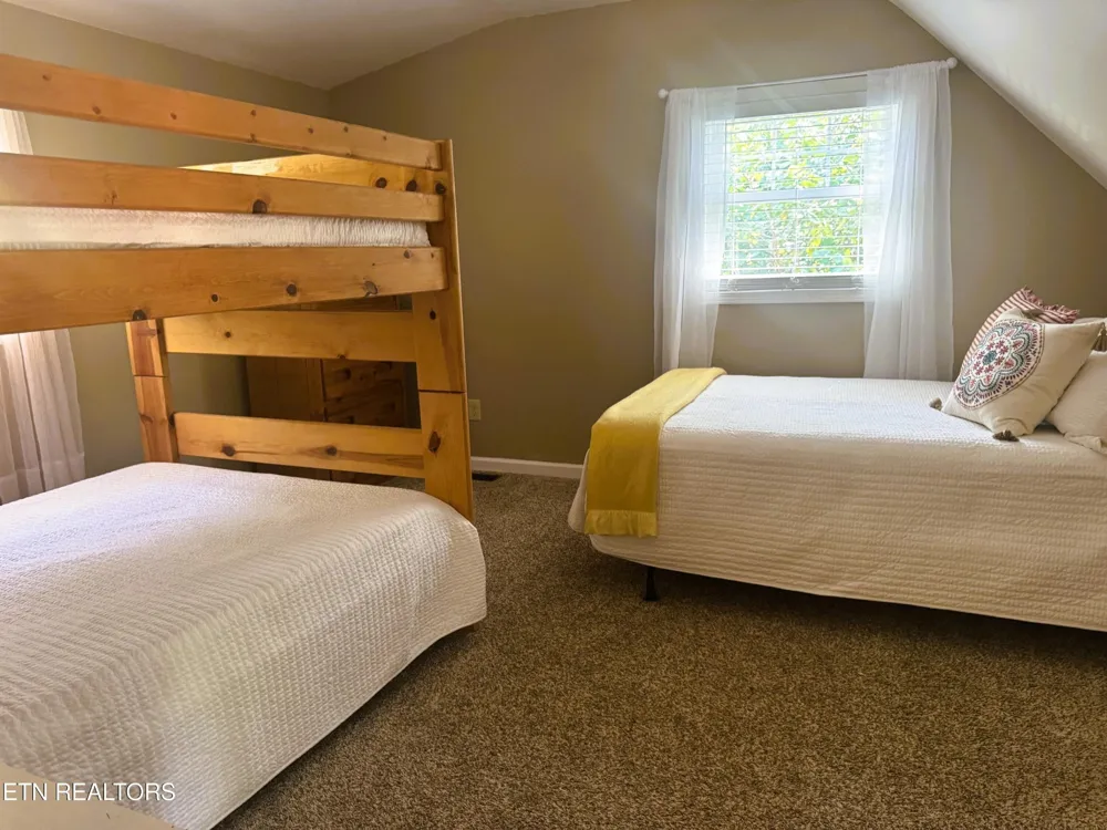 661 Laurel Lake Circle Madisonville, TN 37354