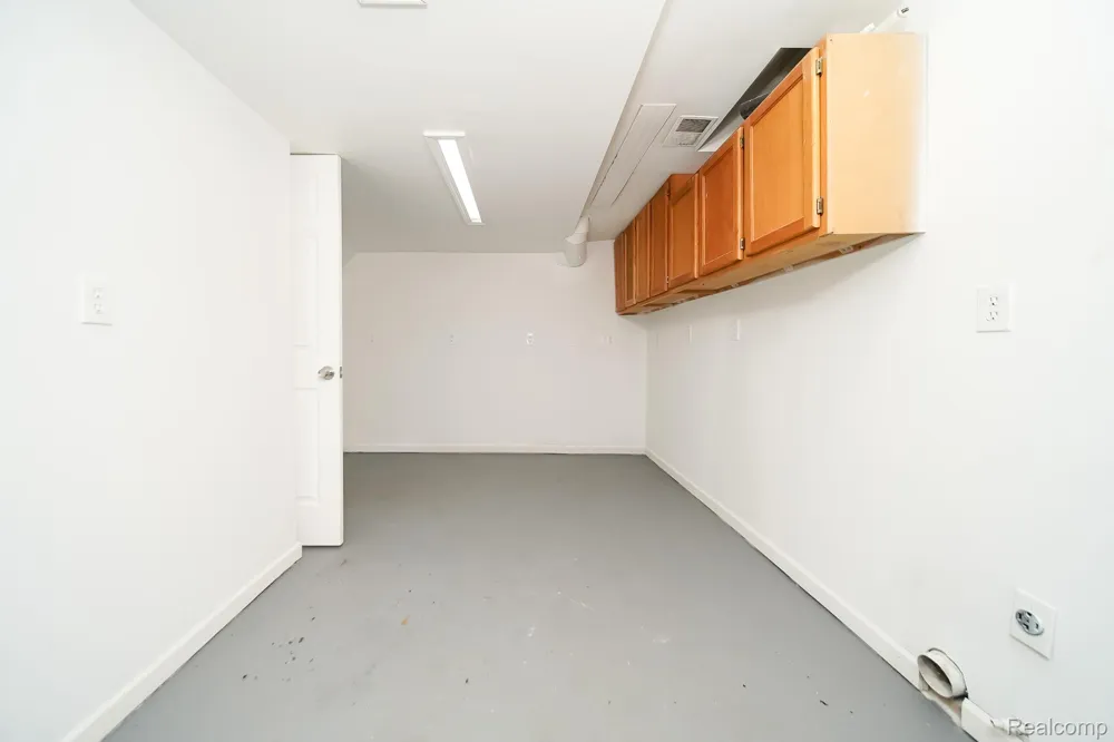 2401 Hawley Boulevard Westland City, MI 48186
