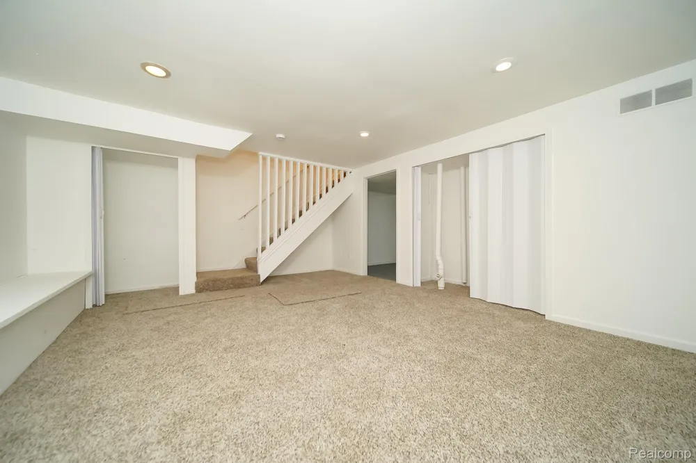 2401 Hawley Boulevard Westland City, MI 48186