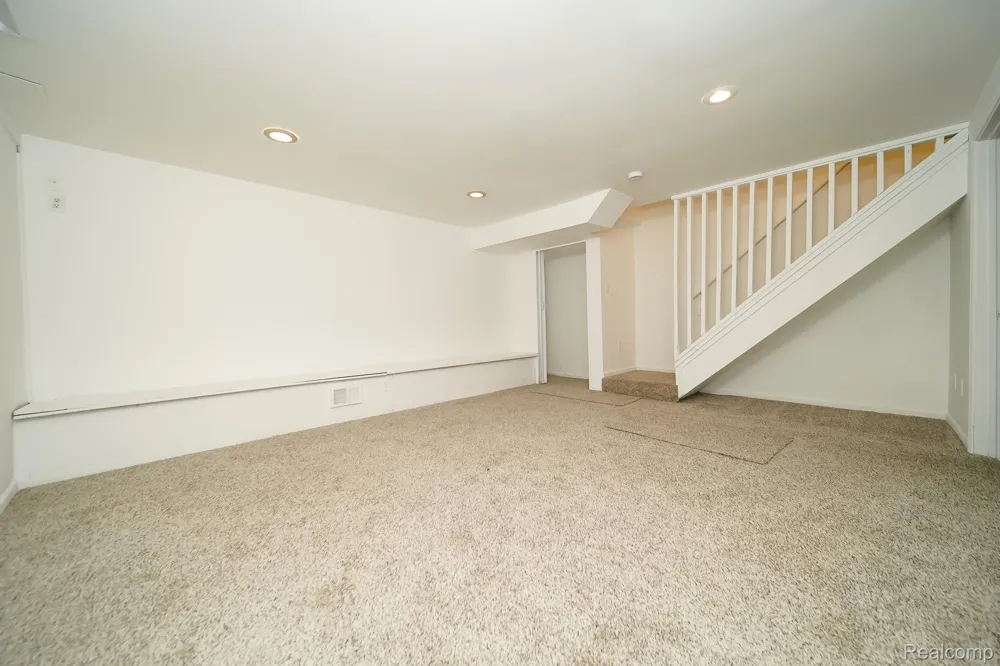 2401 Hawley Boulevard Westland City, MI 48186