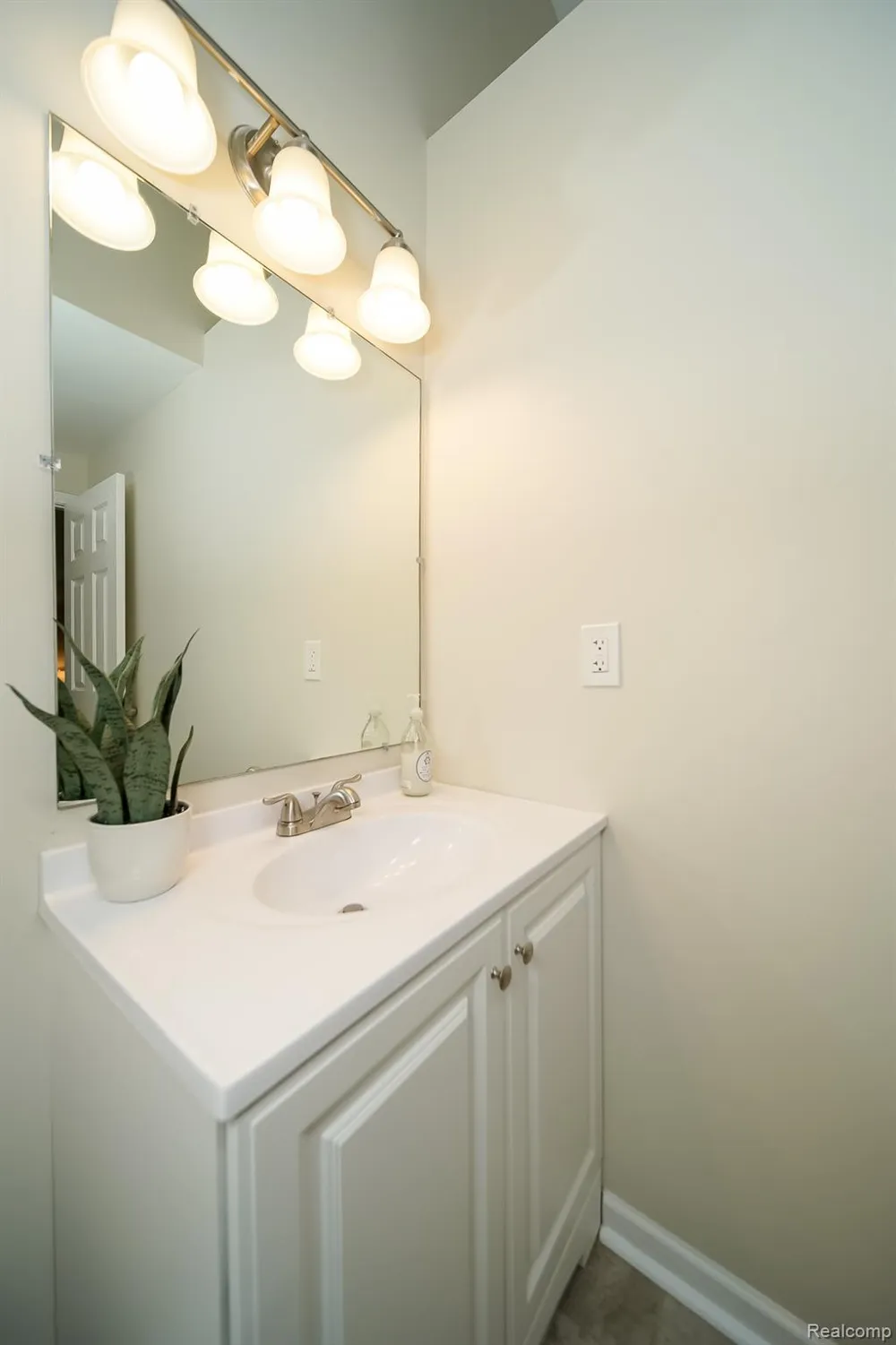 2401 Hawley Boulevard Westland City, MI 48186