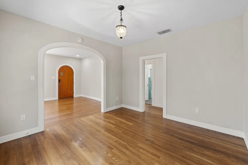 2002 Travis Heights Boulevard Austin, TX 78704