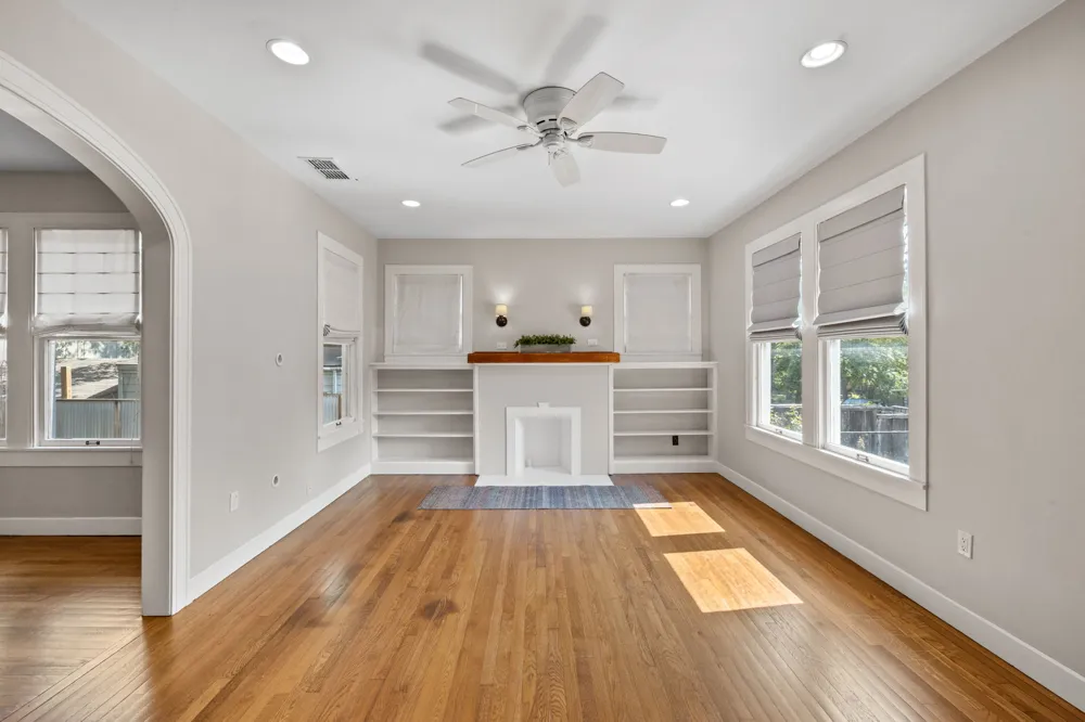2002 Travis Heights Boulevard Austin, TX 78704
