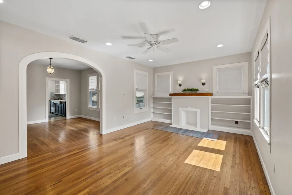 2002 Travis Heights Boulevard Austin, TX 78704