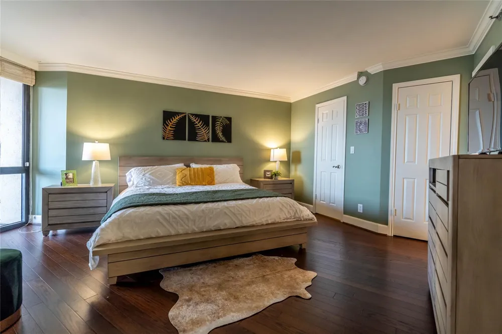 3525 Sage Road #1313 Houston, TX 77056