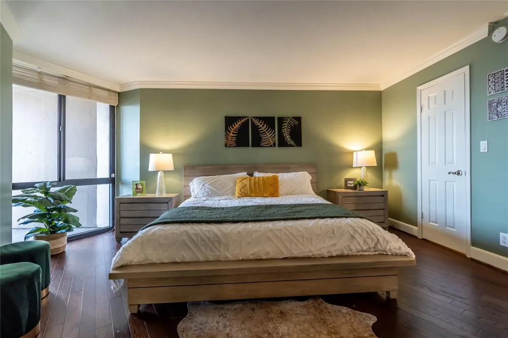 3525 Sage Road #1313 Houston, TX 77056