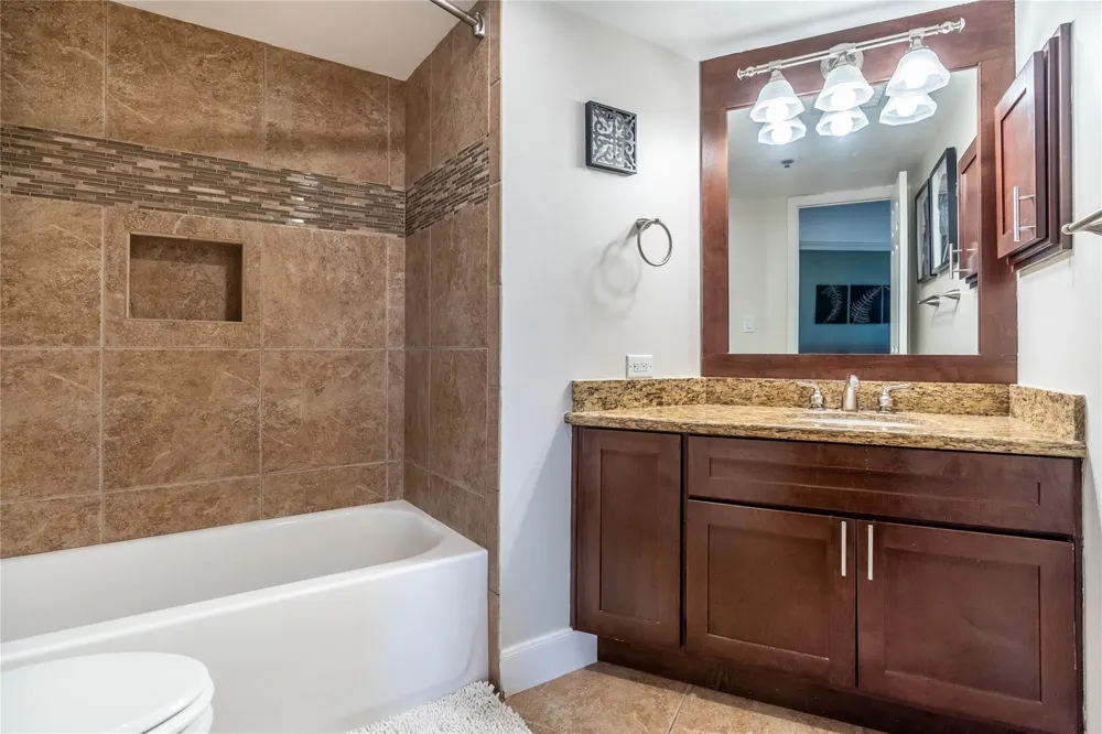 3525 Sage Road #1313 Houston, TX 77056