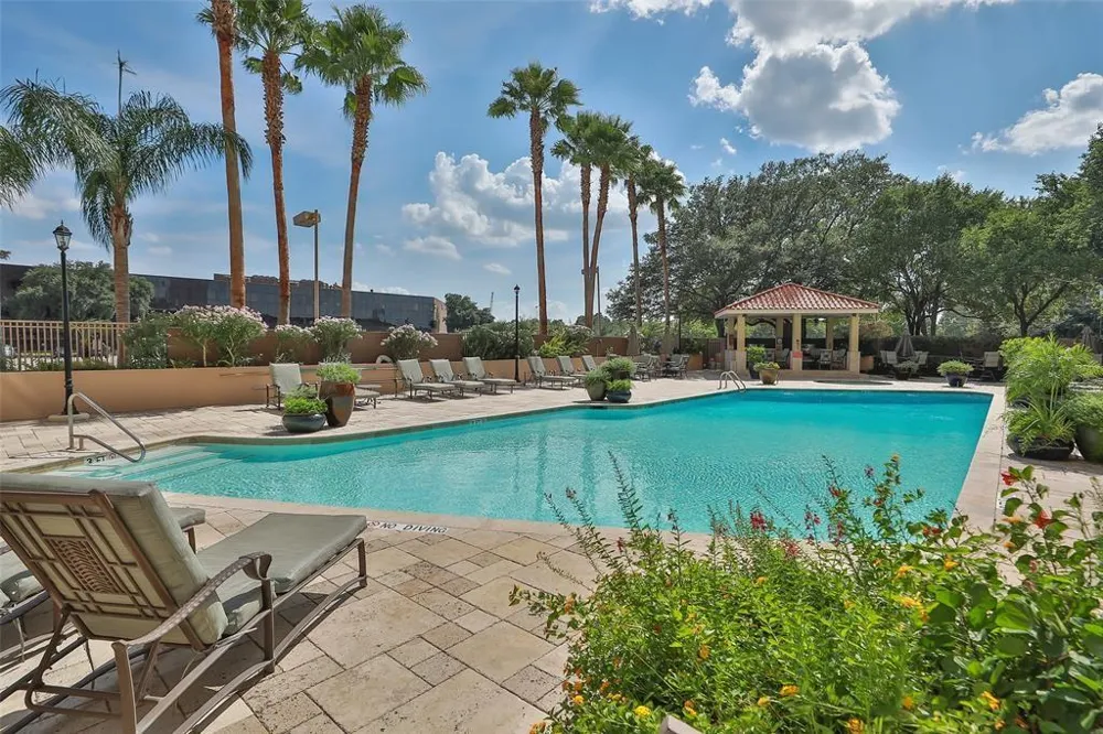 3525 Sage Road #1313 Houston, TX 77056