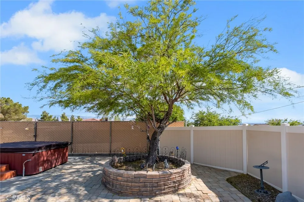 17112 Century Plant Apple Valley, CA 92307