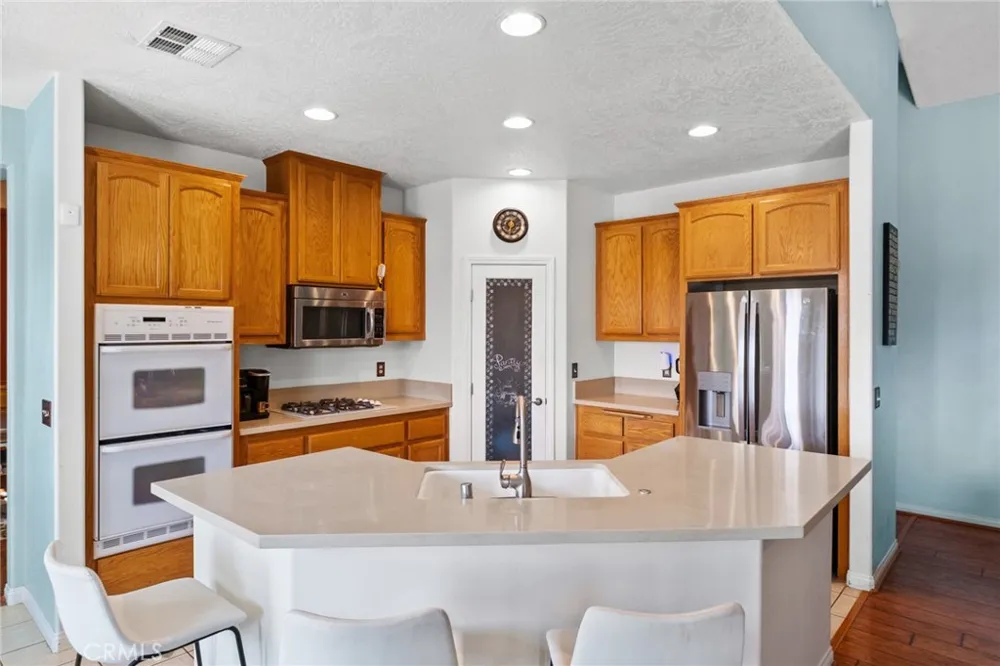 17112 Century Plant Apple Valley, CA 92307