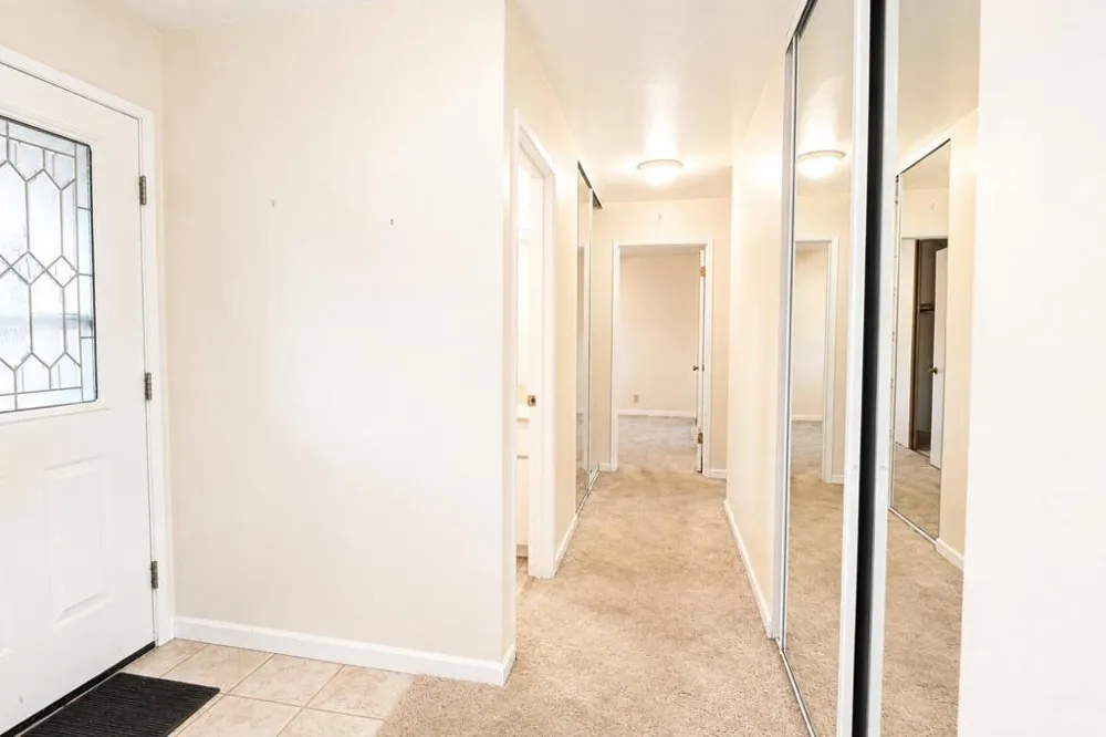 100 El Dorado Drive Hollister, CA 95023
