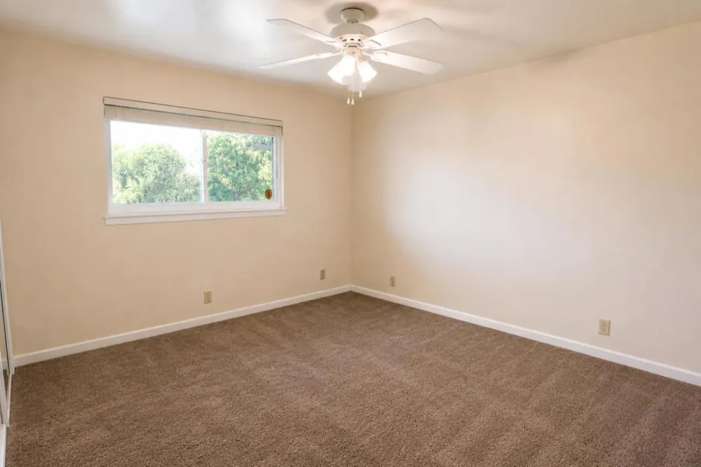 100 El Dorado Drive Hollister, CA 95023