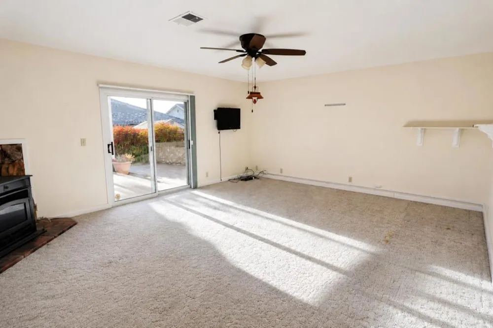 100 El Dorado Drive Hollister, CA 95023
