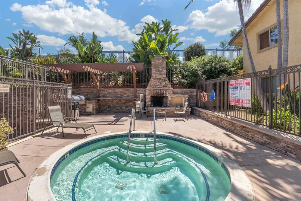 2752 B STREET #212 San Diego, CA 92102