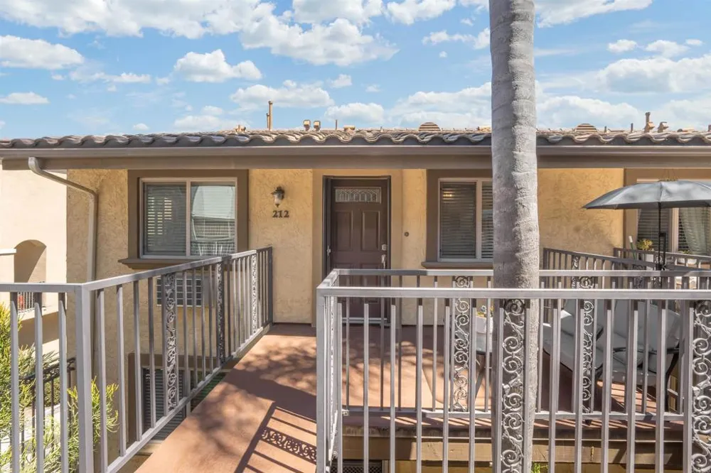 2752 B STREET #212 San Diego, CA 92102