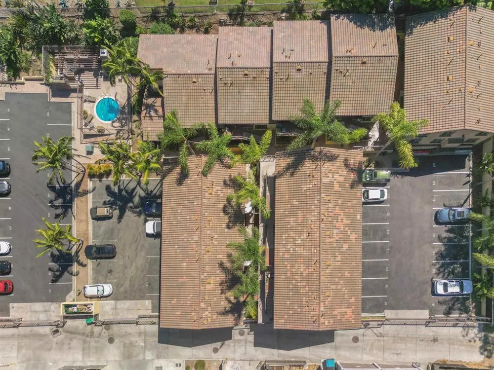 2752 B STREET #212 San Diego, CA 92102