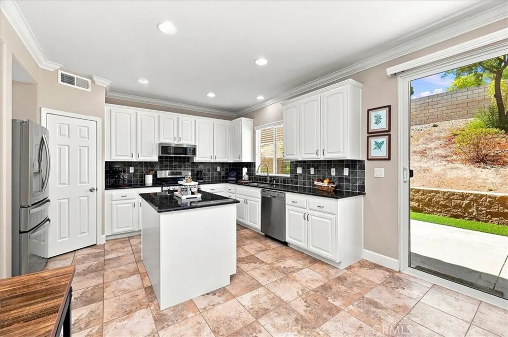 36287 Tahoe Street Winchester, CA 92596