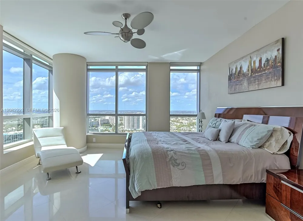 3535 S OCEAN DR #2805 Hollywood, FL 33019
