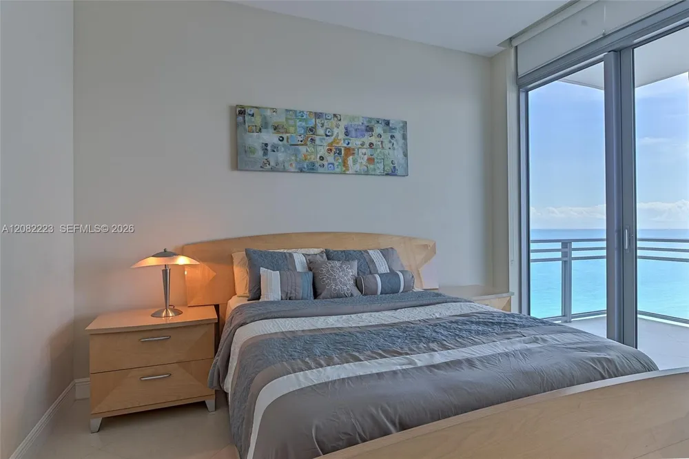 3535 S OCEAN DR #2805 Hollywood, FL 33019