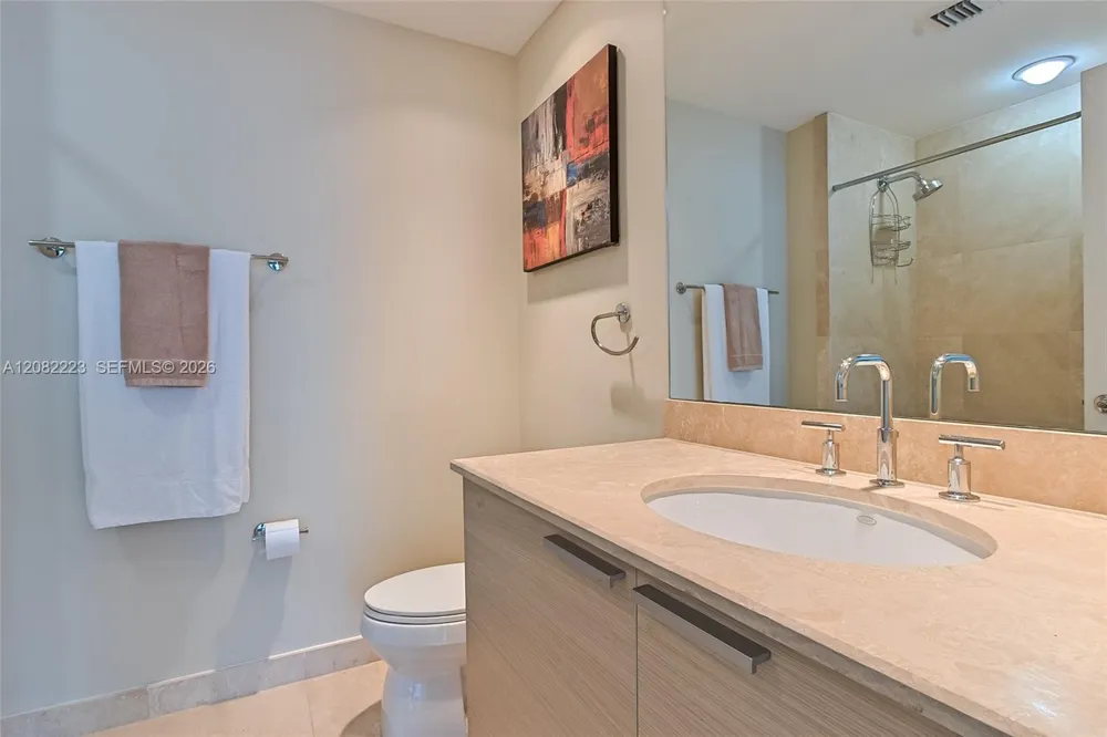 3535 S OCEAN DR #2805 Hollywood, FL 33019