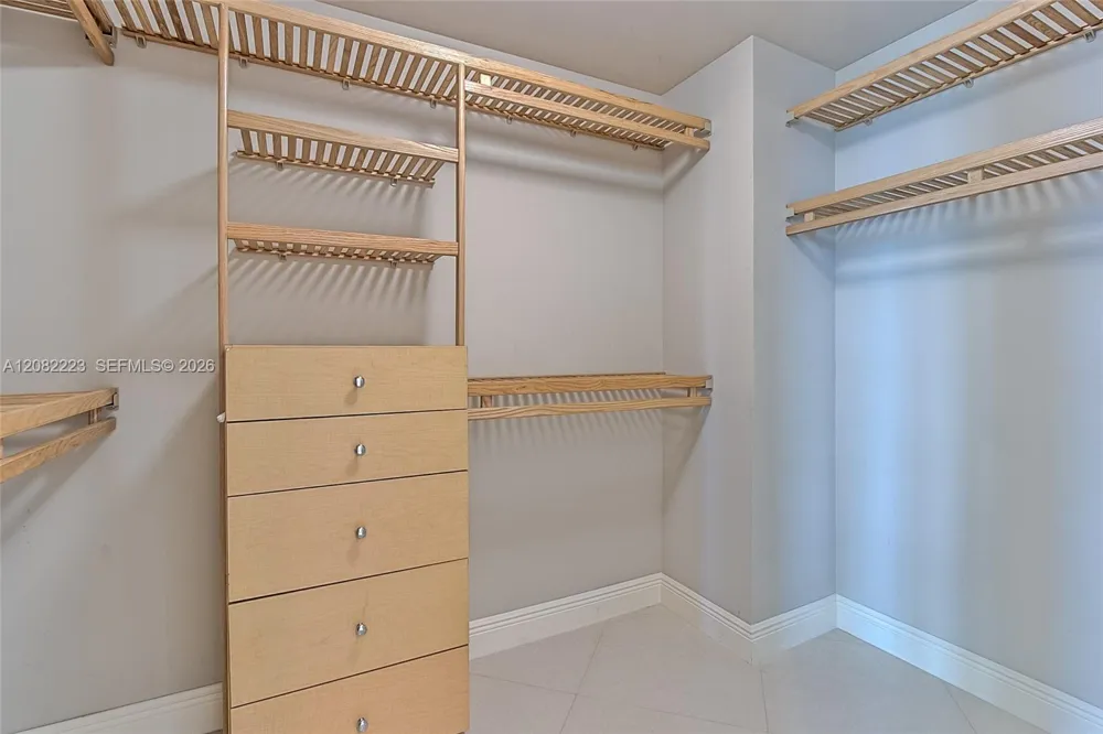 3535 S OCEAN DR #2805 Hollywood, FL 33019