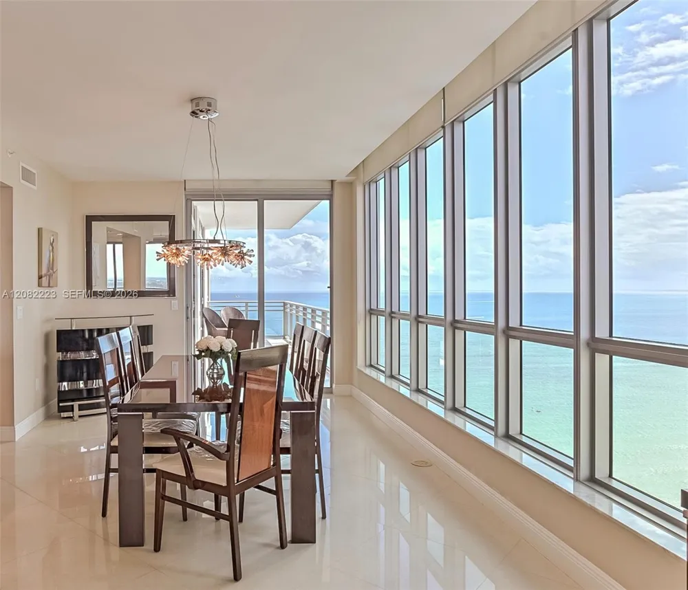 3535 S OCEAN DR #2805 Hollywood, FL 33019