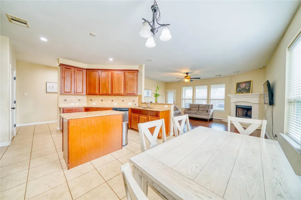 7310 Eastpoint Boulevard Baytown, TX 77521