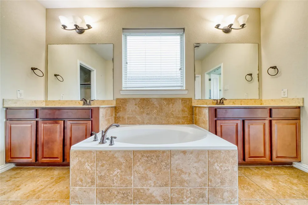 7310 Eastpoint Boulevard Baytown, TX 77521