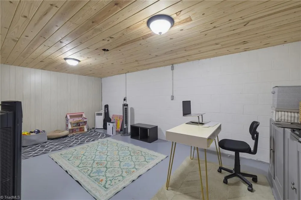 628 Kennedy Country Drive Asheboro, NC 27205