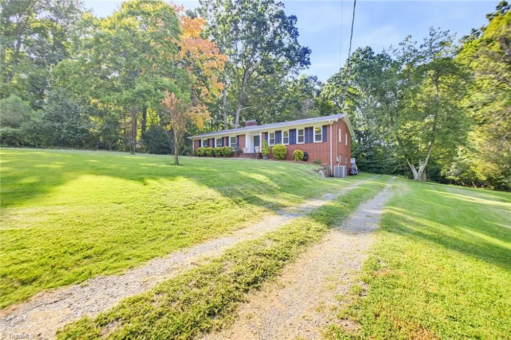 628 Kennedy Country Drive Asheboro, NC 27205