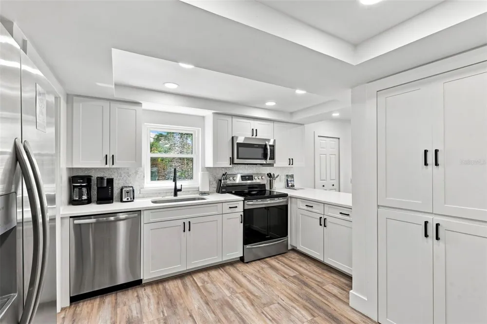 113 4TH AVENUE St Pete Beach, FL 33706