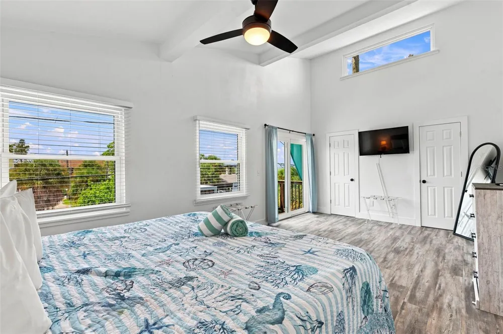 113 4TH AVENUE St Pete Beach, FL 33706