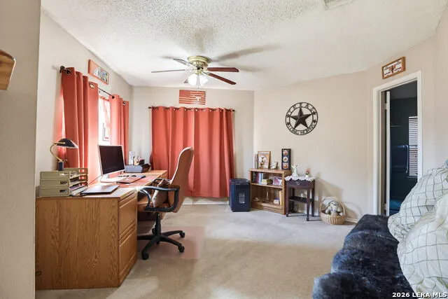 8643 Park Olympia Universal City, TX 78148