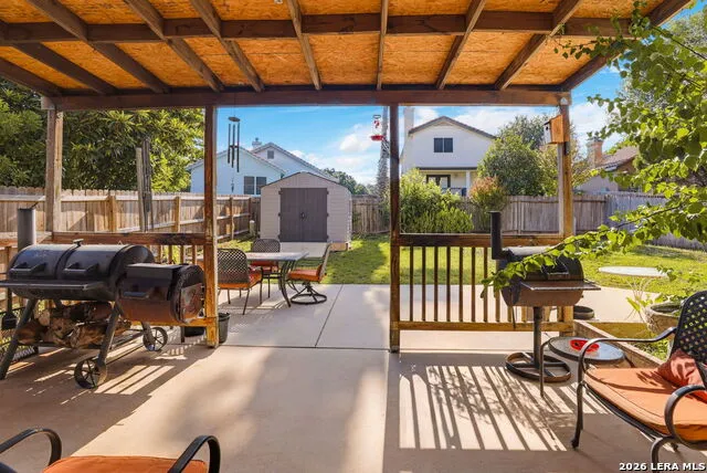 8643 Park Olympia Universal City, TX 78148