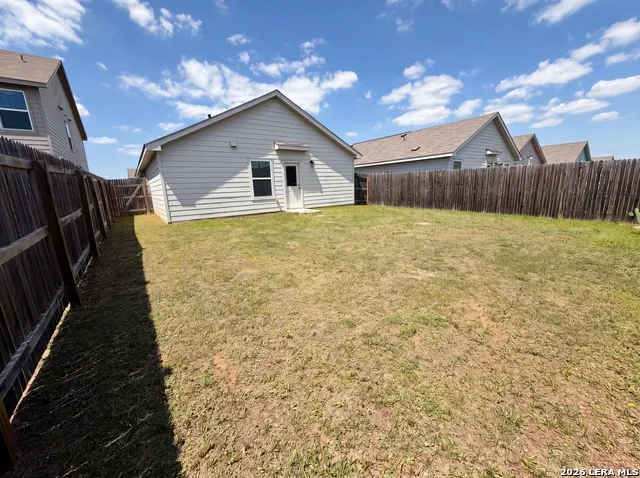 5829 TEXAS SPUR Seguin, TX 78155