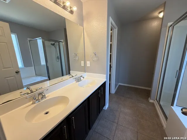 2535 FAYETTE DR New Braunfels, TX 78130