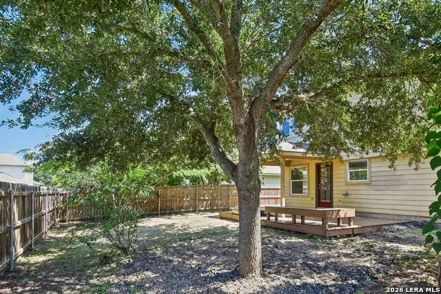2535 FAYETTE DR New Braunfels, TX 78130