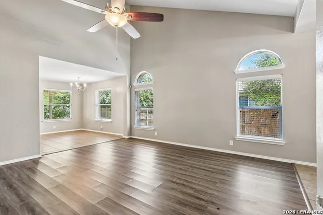2535 FAYETTE DR New Braunfels, TX 78130