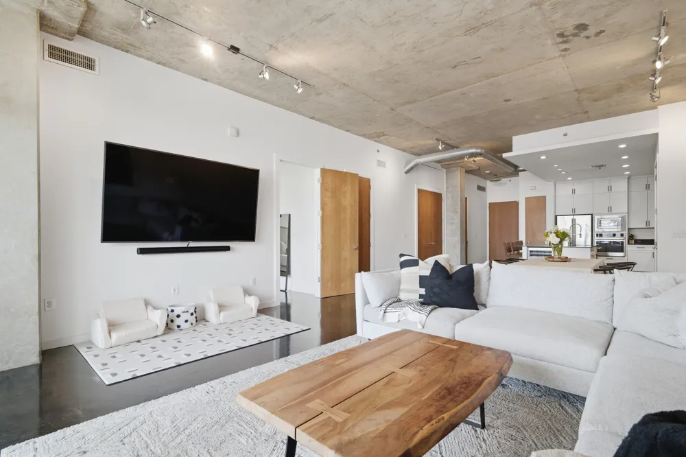 3030 Bryan Street #309 Dallas, TX 75204
