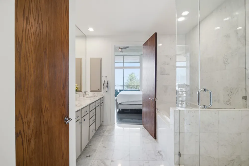 3030 Bryan Street #309 Dallas, TX 75204