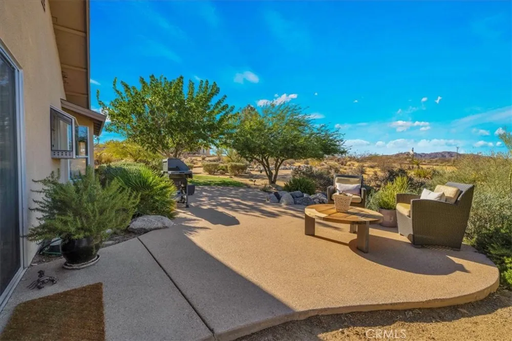 61676 Pueblo Trail Joshua Tree, CA 92252