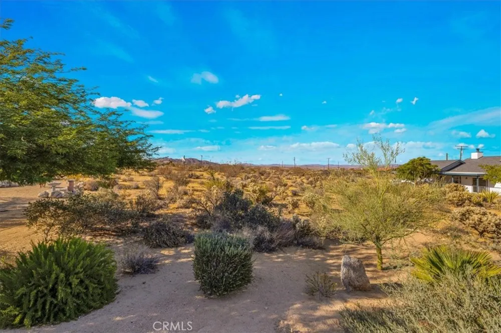 61676 Pueblo Trail Joshua Tree, CA 92252