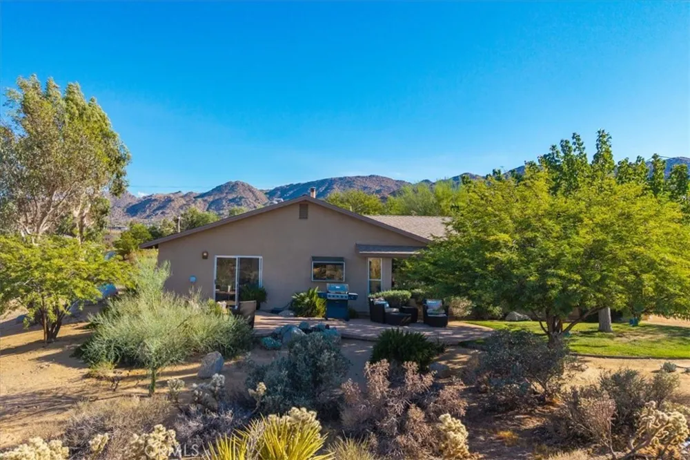 61676 Pueblo Trail Joshua Tree, CA 92252